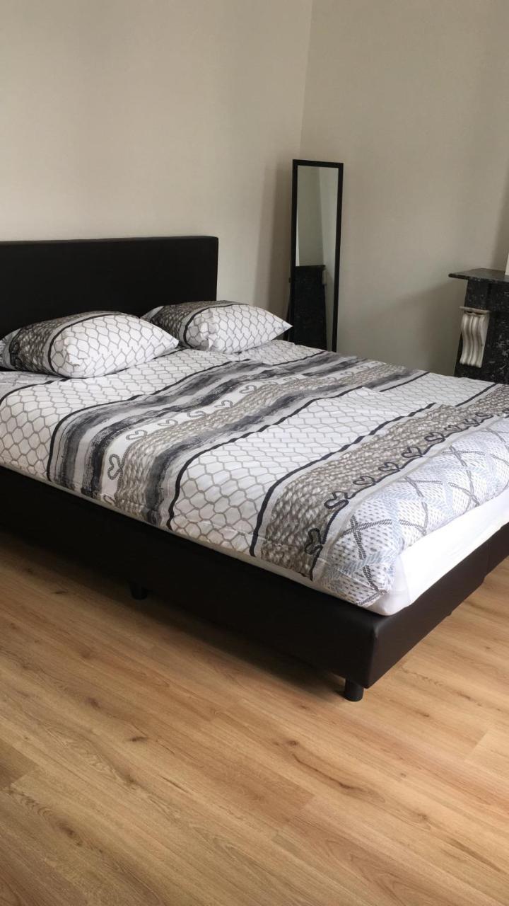 רורמונד B&B Check Mate מראה חיצוני תמונה