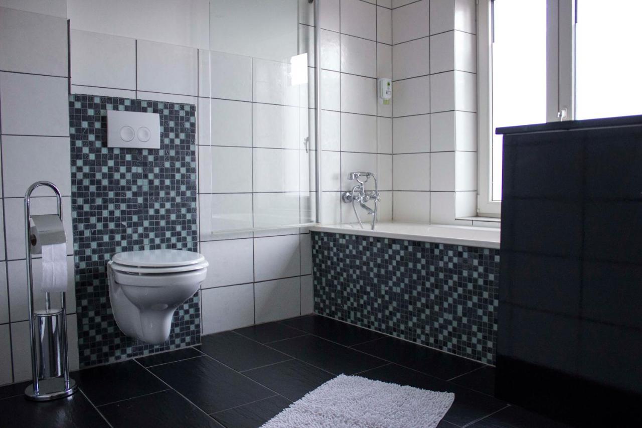 רורמונד B&B Check Mate מראה חיצוני תמונה